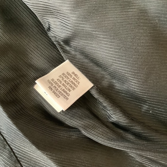 Authentic Banana Republic Wool Coat - Picture 7 of 10